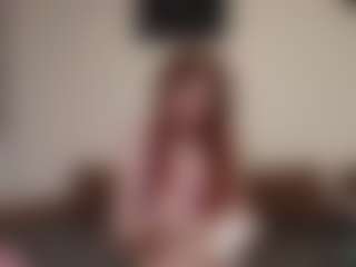 Live cam show with kyylierosse - Squirt on fuklive.com