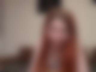 Live cam show with kyylierosse - Petite MILF on Mixed Magazine Live