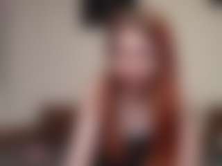 Live cam show with kyylierosse - Striptease MILF on TottyGirls
