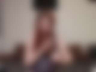 Live cam show with kyylierosse - Petite on https://playwithruby.com