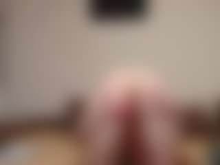 Live cam show with kyylierosse - Moaning on Camsoda