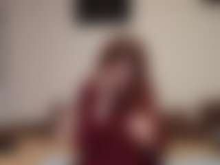 kyylierosse MILF webcam performer live streaming
