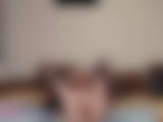 Live cam show with kyylierosse - Fingering on Camsoda