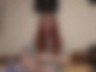 Spettacolo in cam dal vivo con kyylierosse - MILF Teen (18+) su Camsoda