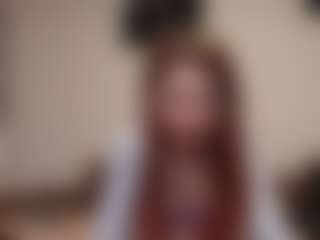 kyylierosse MILF webcam performer live streaming