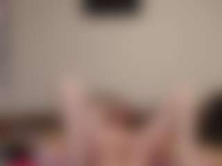 Live cam show with kyylierosse - Petite MILF on Camsoda
