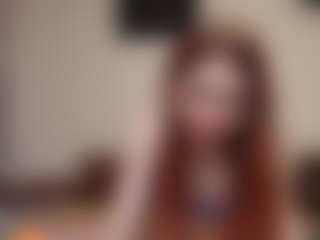 kyylierosse MILF webcam performer live streaming