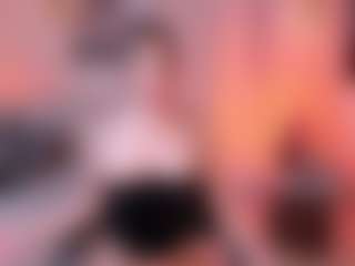 LizzCooper1's Live Sex Cam Show
