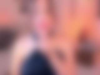 LizzCooper1's Live Sex Cam Show