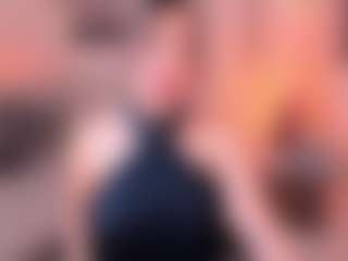 LizzCooper1's Live Sex Cam Show