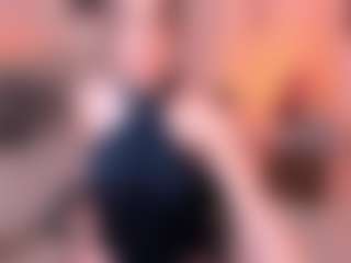 Live cam show with LizzCooper1 - Blowjob on Camsoda