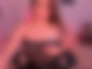 Live cam show with LizzCooper1 - Brown Hair on Cam Slut