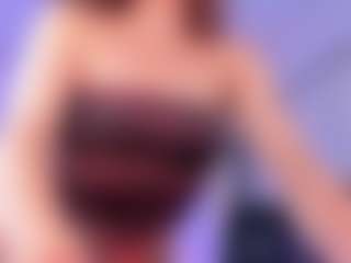 Live cam show with LizzCooper1 - Brown Eyes Big Tits on Camsoda