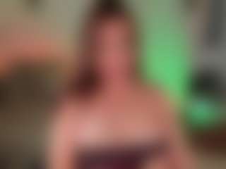 LizzCooper1's Live Sex Cam Show
