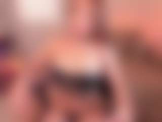 LizzCooper1's Live Sex Cam Show
