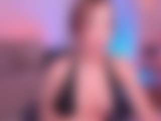 LizzCooper1's Live Sex Cam Show