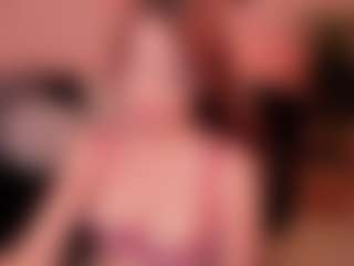 LizzCooper1's Live Sex Cam Show