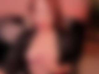 Live cam show with LizzCooper1 - Eating Pussy on Camming Site