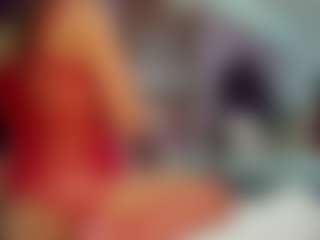 Live cam show with lunaa-foxx - Brown Eyes on SmokeAndPoke