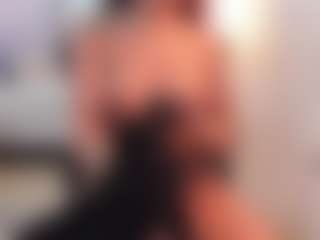 lunaa-foxx's Live Sex Cam Show