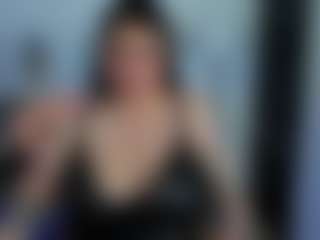 Live cam show with Manuella-Collins - Cute on Soda Cam