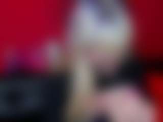 Live cam show with melissa-sann - Nipple Piercings on Milfs Live