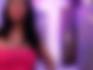 Live cam show with miavictoriaa - Milk on Camming Site