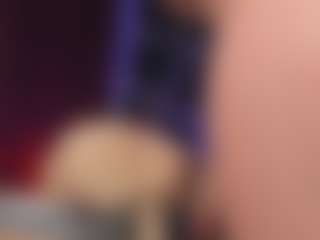 Live cam show with miiaastone - Young Adult on SxyPornLive