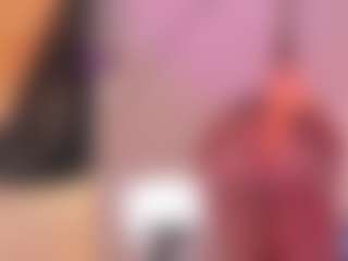 Live cam show with RebeccaLang - Big Tits MILF on Free Soda
