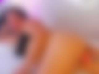 Live cam show with RebeccaLang - Deepthroat on Camsoda