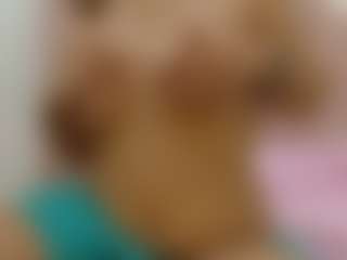 Live cam show with Saray-Rose - Middle Aged on CamSodaAdn