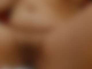 Live cam show with Saray-Rose - Brown Eyes MILF on Camsoda