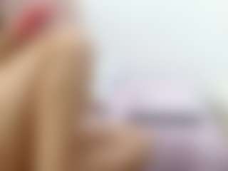 Saray-Rose MILF webcam performer live streaming