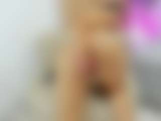 Live cam show with sofiaaroberts1 - Lovense Brown Hair on Camsoda