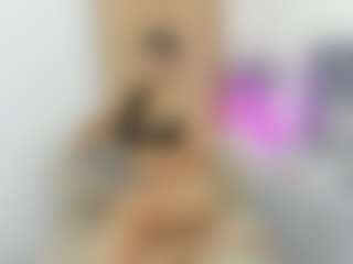 sofiaaroberts1's Live Sex Cam Show