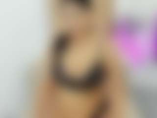 sofiaaroberts1's Live Sex Cam Show