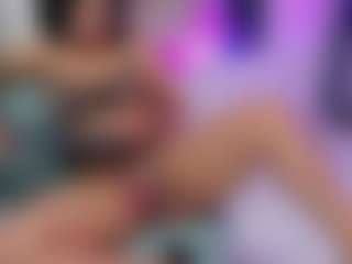 sofiaaroberts1's Live Sex Cam Show