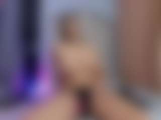 sofiaaroberts1's Live Sex Cam Show