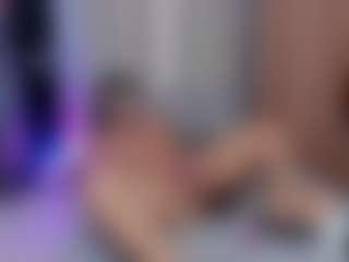 sofiaaroberts1's Live Sex Cam Show