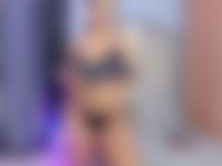 sofiaaroberts1's Live Sex Cam Show