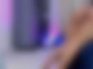 sofiaaroberts1's Live Sex Cam Show