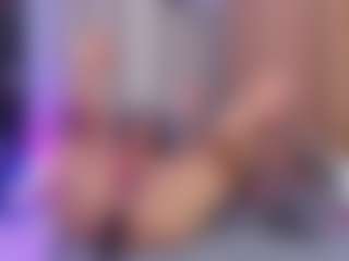 sofiaaroberts1's Live Sex Cam Show