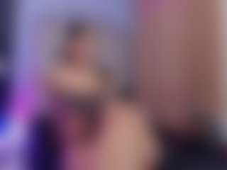 Live cam show with sofiaaroberts1 - Normal on fapnchat