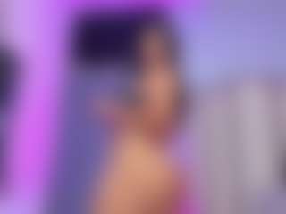 sofiaaroberts1's Live Sex Cam Show