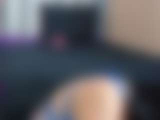 Live cam show with sofiaaroberts1 - Deepthroat on Dare Cams