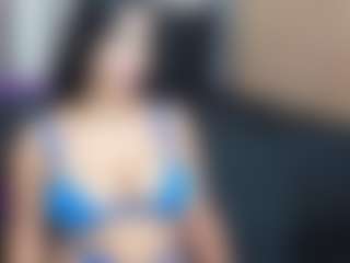 Live cam show with sofiaaroberts1 - Lovense Middle Aged on liverealitysex.com