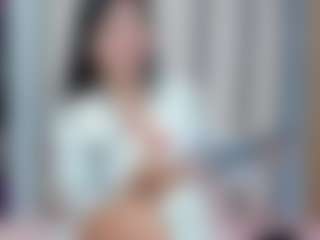 Live cam show with sofiaaroberts1 - Shaved Pussy MILF on Camsoda