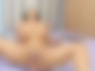 sofiaaroberts1's Live Sex Cam Show