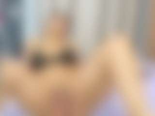 sofiaaroberts1's Live Sex Cam Show