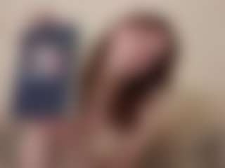AlysonBetha's Live Sex Cam Show